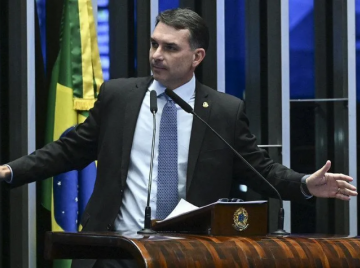 Agro se reúne após crise envolvendo Flávio Bolsonaro e discute alternativas para 2026
