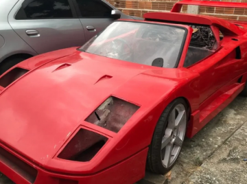 Justiça suspende processo da Ferrari contra dentista que construiu réplica no interior de SP