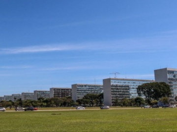 Salário mínimo pode chegar a R$ 1.741 em 2027, prevê proposta do governo