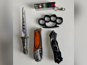 Operação impede possível ataque a escolas e apreende materiais com simbologia nazista em Santa Catarina