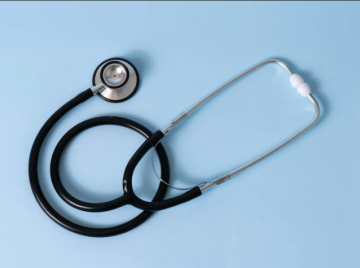 Senado aprova exame obrigatório para estudantes de Medicina; nota poderá determinar obtenção do CRM