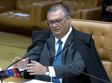 Dino determina retorno de Andrei Rodrigues ao comando da PF após afastamento ordenado por Mendonça
