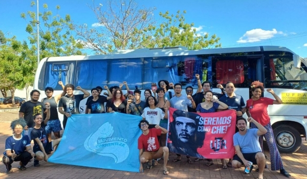 Estudantes do Pará fizeram foto antes de acidente que matou 5 pessoas na BR-153, em Goiás