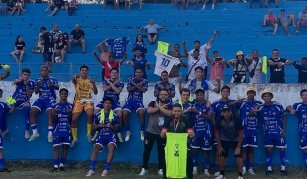 Acidente com ônibus de time que participou da Copinha deixa um morto e feridos