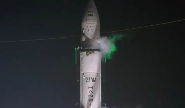 Anomalia técnica causou explosão de foguete sul-coreano lançado em Alcântara, diz FAB