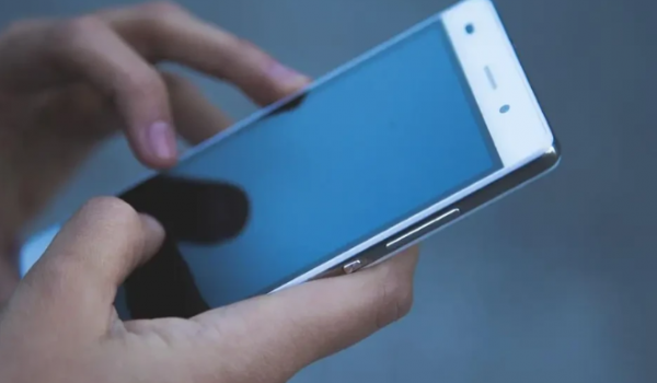 Cidade de GO está incomunicável há quase uma semana após falha no sinal de telefonia