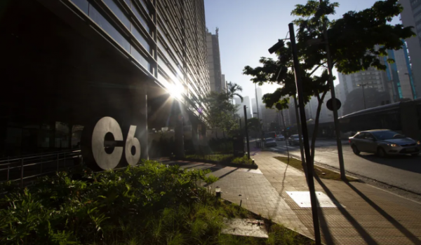 INSS barra novos consignados do C6 após suspeita de cobranças indevidas