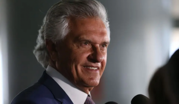 Caiado compara Lula e Bolsonaro ao comentar investigação contra Lulinha: 
