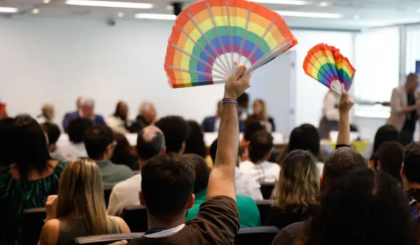 Candidaturas LGBT+ batem recorde e crescem 57% nas eleições de 2026