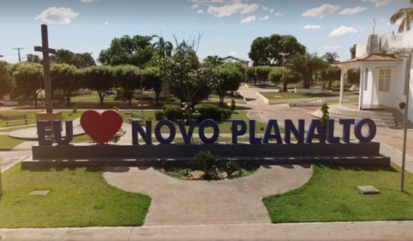 Novo Planalto abre concurso com vagas para todos os níveis de escolaridade e salários de até R$ 4,8 mil 