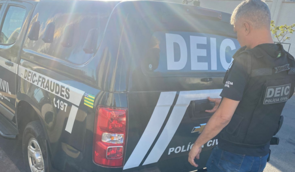 Caiu no golpe: idosa perde R$ 100 mil e homem é preso em Goiânia 