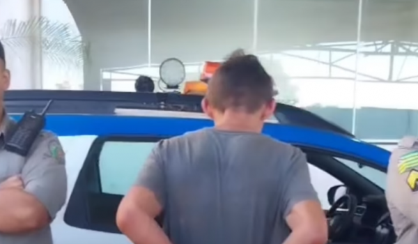 Homem é preso em flagrante por roubo de fios de cobre e agressão a segurança em empresa de Goiânia 