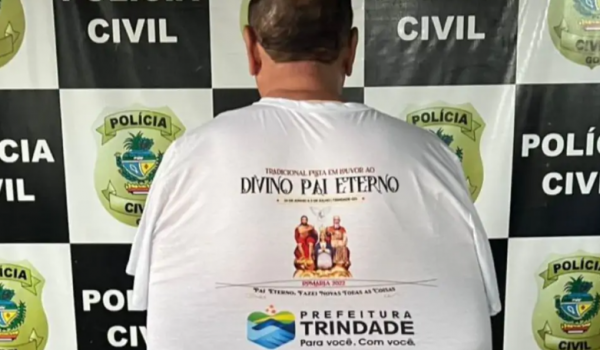 Homem é preso por se passar por servidor da prefeitura e extorquir feirantes na Romaria de Trindade 