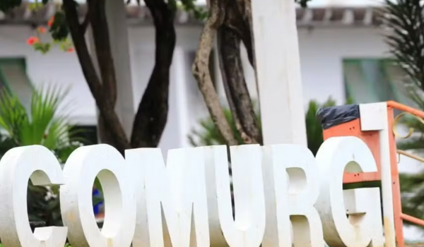 Comurg inicia demissão de servidores aposentados e prevê economia de R$ 48 milhões ao ano 