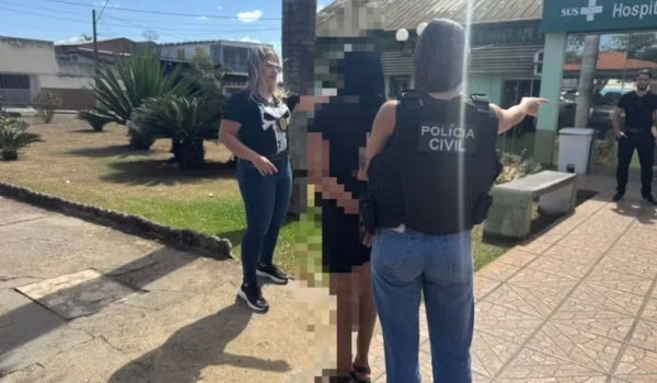  Mãe é presa suspeita de receber dinheiro para não denunciar estupro da filha em Piracanjuba 