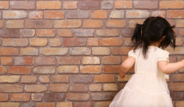 Justiça autoriza mãe a se mudar com filha autista de RS para Goiás