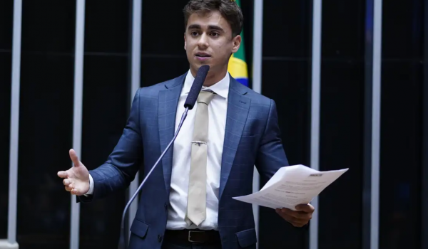 Justiça aumenta indenização que Nikolas Ferreira deve pagar a Felipe Neto para R$ 12 mil