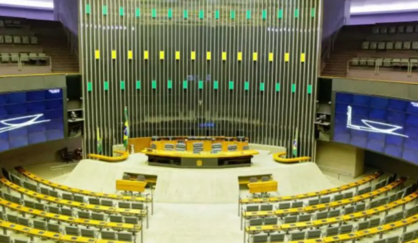 Governo libera mais de R$ 70 milhões em emendas Pix para deputados de Goiás 