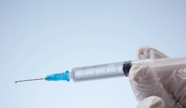Remédio experimental da UFRJ dá esperança para recuperação de pacientes com lesão na medula