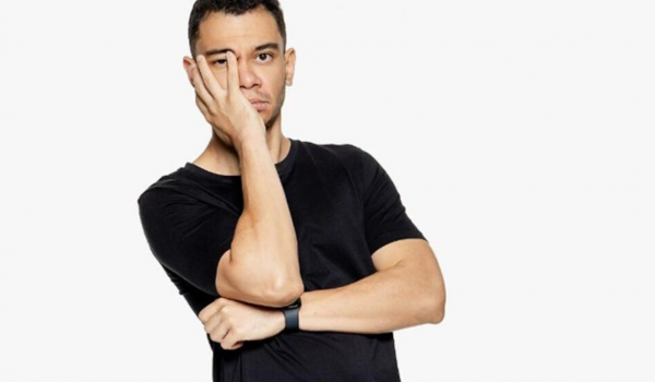 Igor Guimarães se apresenta em Goiânia com novo show de stand-up