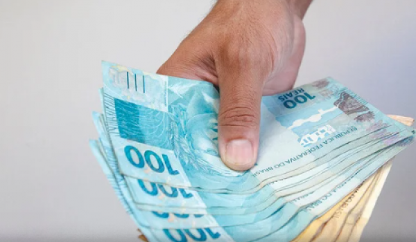Salário mínimo ideal no Brasil deveria ser de R$ 7 mil, aponta Dieese