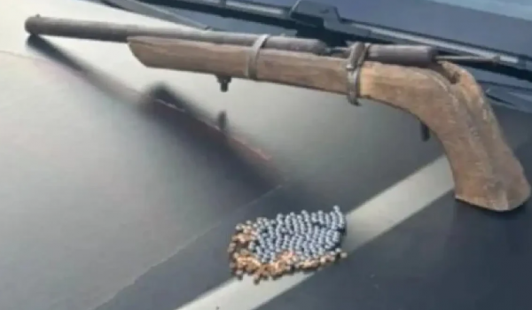 Homem é preso em Anápolis após realizar disparos com arma artesanal para ameaçar familiares