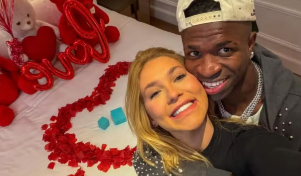 Estudo aponta relação entre obsessão por celebridades e desempenho cognitivo em adultos