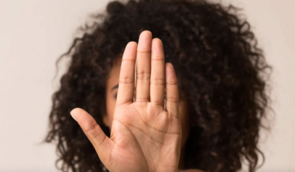 Estudo revela que mulheres com histórico de violência em Goiânia têm risco 29 vezes maior de homicídio