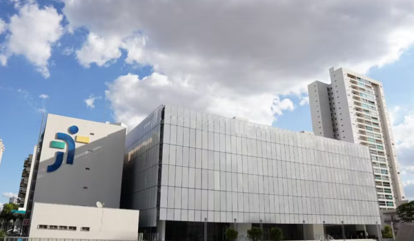 Grávida é indenizada após sofrer humilhações no trabalho em Goiânia