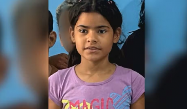Menina de 9 anos morre após jantar; polícia investiga possível veneno