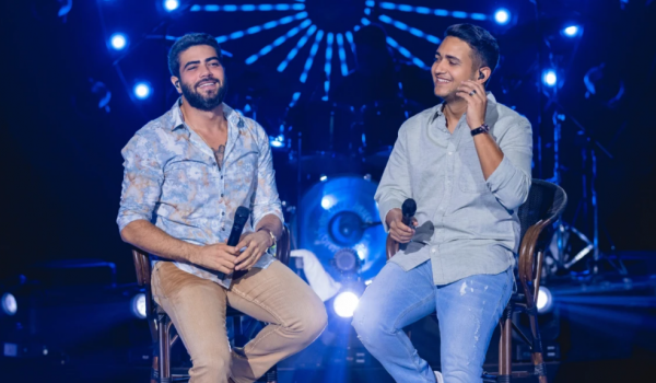Henrique e Juliano fazem show em Goiânia com turnê Manifesto Musical