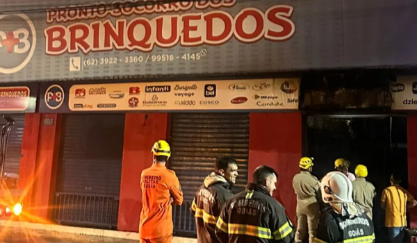 Incêndio atinge loja de brinquedos novamente em Goiânia