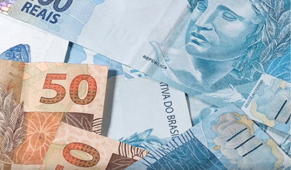 Brasileiros ainda têm R$ 10,5 bilhões esquecidos nos bancos