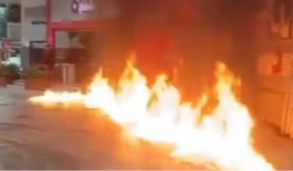 Motociclista incendeia posto após perceber combustível adulterado 