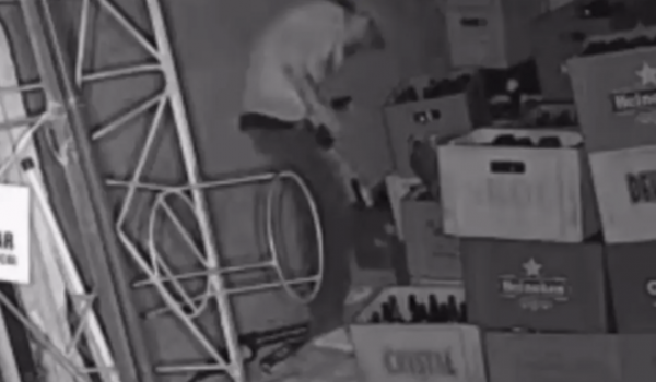 Homem é flagrado furtando cervejas e acaba preso em Pirenópolis