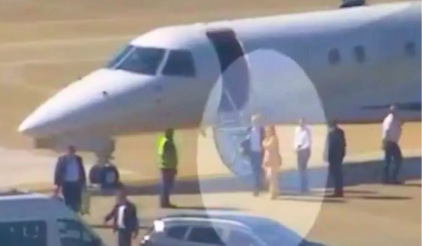 Vídeo mostra Moraes e esposa em jatinho ligado a Vorcaro