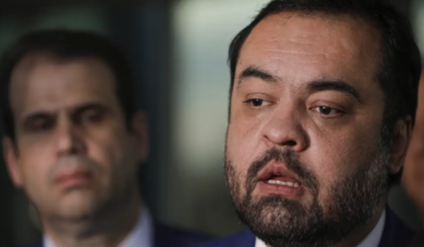 PF faz nova operação contra ex-governador do RJ sobre movimentação de R$ 3 bilhões ligados ao Banco Master