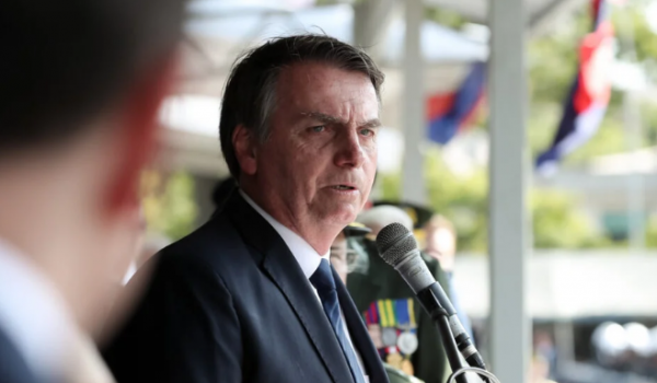 Defesa de Bolsonaro nega violação de medidas e pede que STF esclareça proibição sobre entrevistas