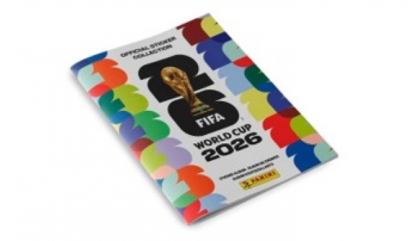 Campanha recolhe papel de figurinhas da Copa para reciclagem em Goiânia