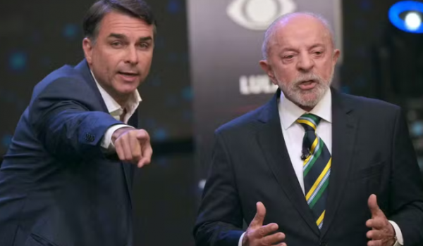 Quaest: Flávio Bolsonaro lidera com 45% contra 44% de Lula a quatro dias do 2º turno