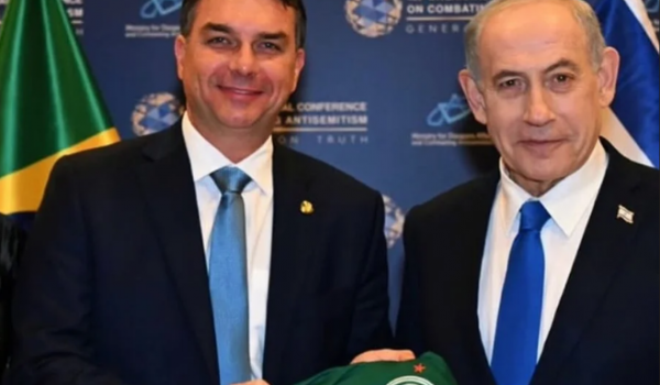 Netanyahu parabeniza Flávio Bolsonaro e fala em restaurar amizade entre Brasil e Israel