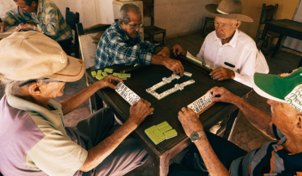 Goiás tem quase 1 milhão de idosos, aponta Censo 2022