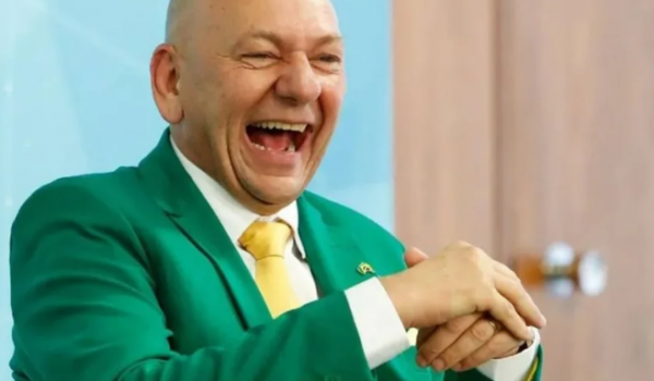 Luciano Hang ironiza fim da escala 6×1 e defende 4×3: se for para quebrar o Brasil, que seja rápido