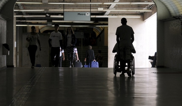 Nova lei obriga Ministério Público a denunciar casos de estelionato contra pessoas com deficiência