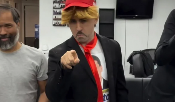 Influenciador brasileiro que defende Trump é detido pelo ICE nos EUA 