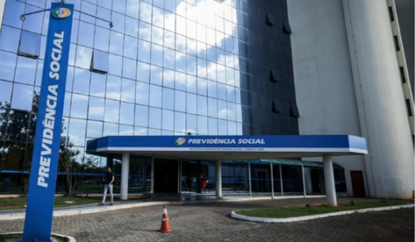 PF: investigados chamavam agentes públicos que recebiam propina no INSS de 