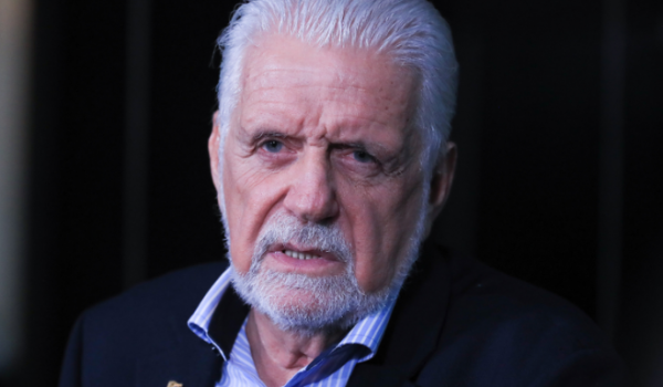 Alvo da PF, Jaques Wagner busca aliados para tentar conter desgaste em imagem