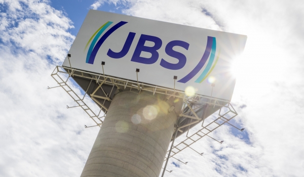 JBS abre 220 vagas de emprego em cinco cidades de Goiás