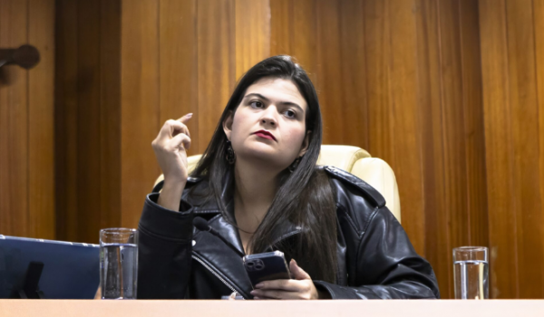 Aava Santiago diz que vai recorrer ao TSE e manterá mandato durante análise do processo
