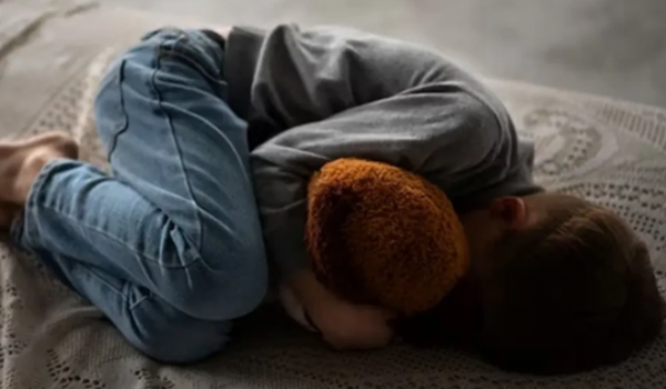 Lei que impede relativização em casos de estupro de vulnerável é sancionada no Dia da Mulher